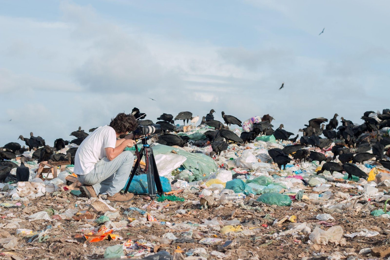 Cinema ESG: Feira do Empreendedor 2026 exibe documentário maranhense “Mar de Lixo”